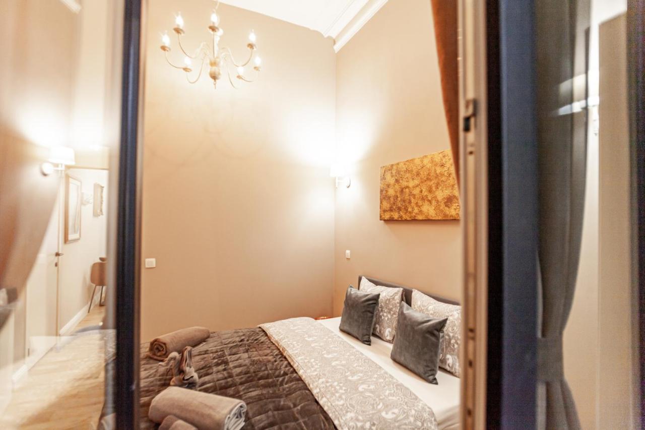 Luxury Suites Palace By Rikas Hotels Antwerp Exterior photo